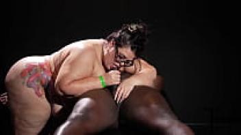 Bbw gets rubbed down then dicked down by bbc pussy dicked