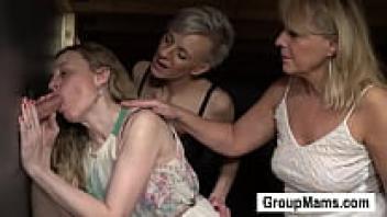 Glory holes for mature mommas college glory