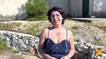 Mizaki et ses gros seins se fait d eacute monter par une grosse bite maroc seins