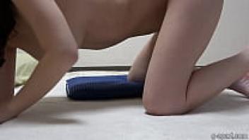 Japanese slender teen naked exercise hiddencam japanese