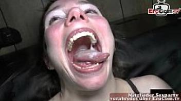 Deutsche schlanke teenager machen fisting auf einer bukkake user party erfahrungen deutsche