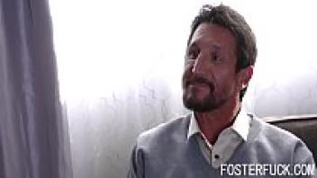 Single foster stepfather fucks stepdaughter with his close milf friend crony stepdaughter