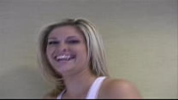 Fucking blonde sweet mom lisey sweet