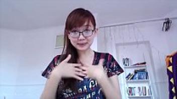 Asian teen talks fast players talks