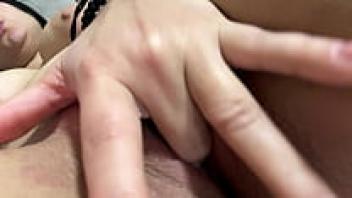 Orgasmo real co ntilde o estrecho peque ntilde