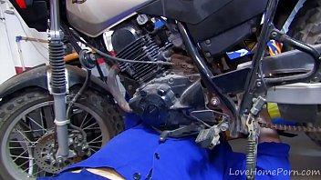 Enthusiastic brunette loves to suck and fuck chick loves