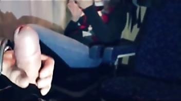 Blowjob fremder im zug gebennrkioc6k minischwanz blowjob