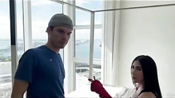 Latina milf hotel sneakudoeoa3 kissasins hotel