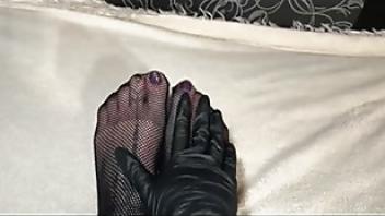 Sexy tattooed babe teasing you in black stockings and latex gloves2fcdnvvg silky stockings