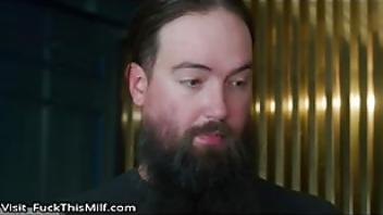 Hungry voluptuous savannah seduces new groom blonde savannah