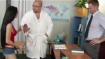 Horny college coed prefers hands on instructionjxmq riley college