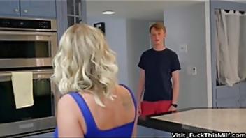 Finding my stepmoms toydpzvi mature stepmoms