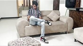 My boyfriend left me up i 039 m fucking with his best friendvnlqb muscled boyfriend