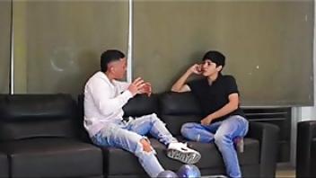 Stepson and his friend fuck naive stepmom using her virtual reality glassesbmmx interview reality