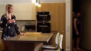 Stepmom is too sexylrtq pinay stepmom