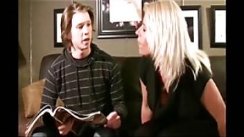 Stiefmutter kommt nur vom analsexmzespsb9 tende stiefmutter