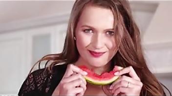 Hot bf amp gf hot sexep5i trainn 