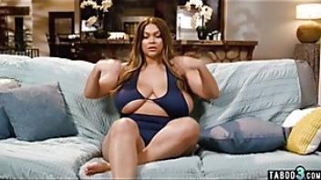 Red lesbian milf siri dahl eating her bbw ebony roommates soaking wet pussy asian lesbian