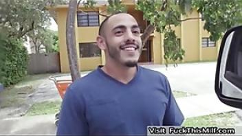 Pawg kelsi monroe rides dick on the bang busgayvfu mellanie monroe