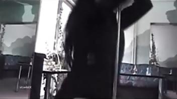 Dirty slut disputed by group of perveted guyslaotl1bv fucks dirty