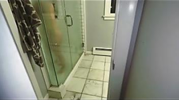 Sneak into step moms room she though i was dadyvkn2 mariexxx sneak