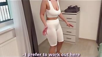 Busty athlete doesn 039 t notice me pushing my dick into her tight pussytv6gv cuckold doesn