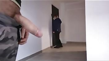 A man flashes a dick to an unfamiliar beautiful girlxkwnubp1 neightbour beautiful