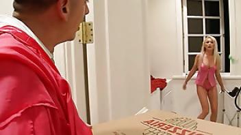 Sexy wife diana tricked the big dick pizza boy to cheating fuck blindfold cheating