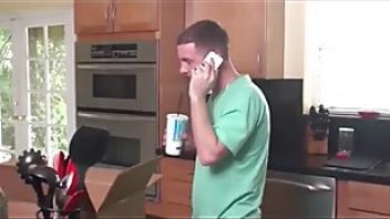 Mollige mutter mit stiefsohn1eckteys meine mollige