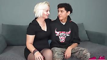 Just divorced and eager for young dudes that amp sweet lolly girlfriend lolly