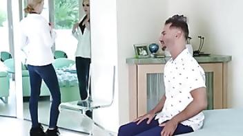 19yo stepdaughter sucks stepdad for car fucking stepdad