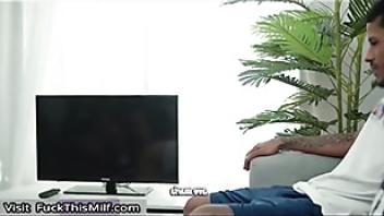 My big ass stepsister fucks my best friend i find out and i couldn 039 t resist wfkoa corvus couldn