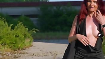 Jeny smith asked to be chained her with a timer padlock with a toy in her pussy blonde asked