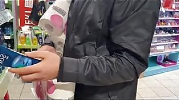 Corona wahnsinn meine fotze fur klopapier schmatzen meine