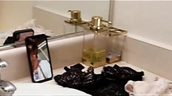 A thirsty girl that loves big cockgbe0j blonde loves