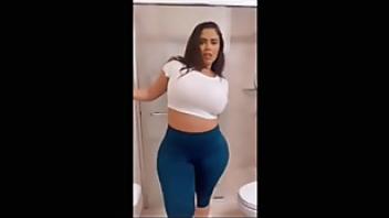 Catching hot latina running in the morning and fucking her in the bathroom shares morning