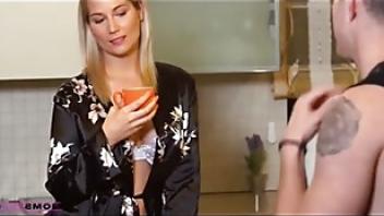 Milf fantasy on the couchqw1wrfpf apron fantasy