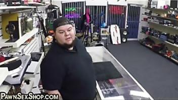 Pawnshop beauty blows boss dick in pov in meeting room masseuse blows