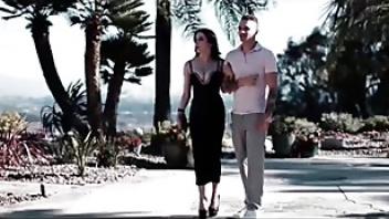 Dig the holes of a gold diggermtapao0 oiled holes